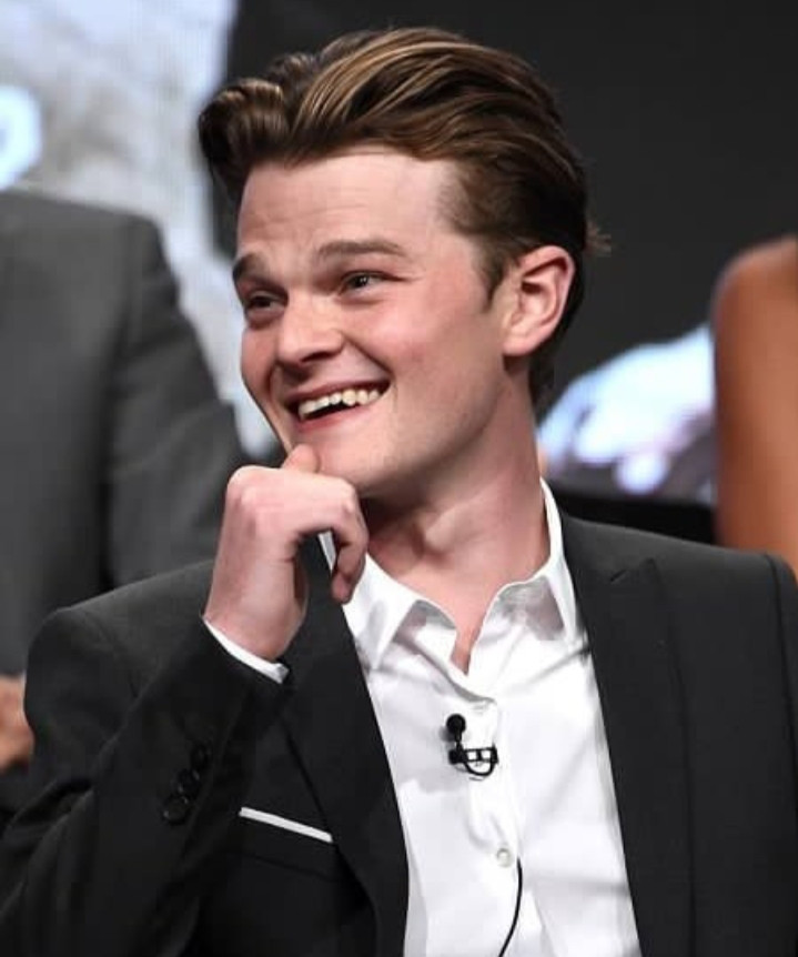 Robert Aramayo